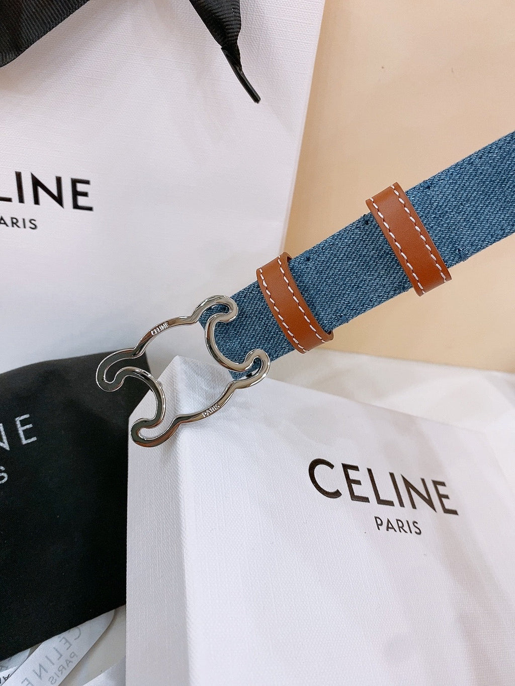 CELINE 25S BELT TRIOMPHE TAURILLON 25MM IN BROWN CALFSKIN AND DENIM 558350